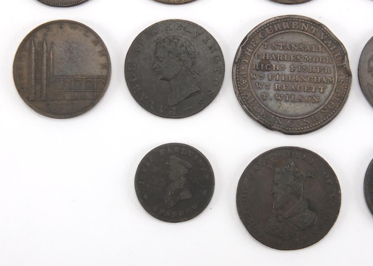 Twenty two late 18th early 19th century tokens and half pennies including Iohn of Gaunt Duke of - Image 4 of 10