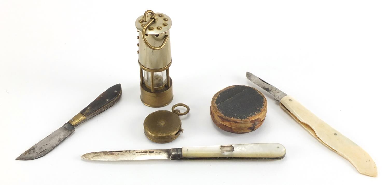 Antique and later objects including a Victorian silver bladed Mother of Pearl flanked folding - Image 4 of 5