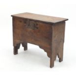 Antique elm plank chest, 50cm H x 62.5cm W x 28.5cm D : For Further Condition Reports Please Visit