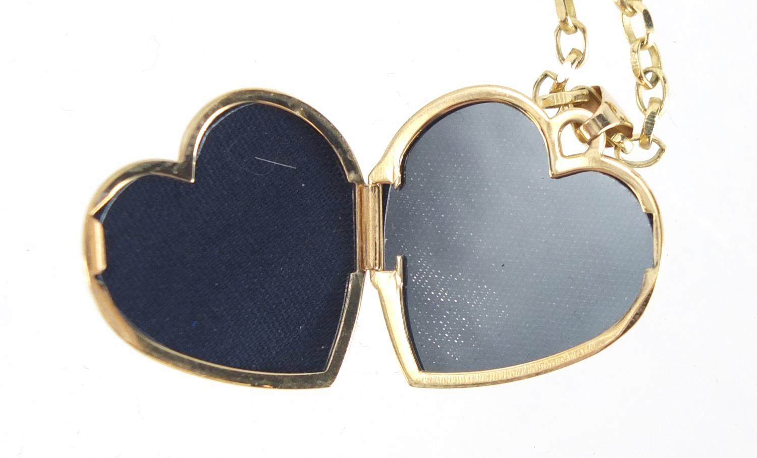 9ct gold love heart locket on a 9ct gold necklace, approximate weight 7.8g : For Further Condition - Image 4 of 4