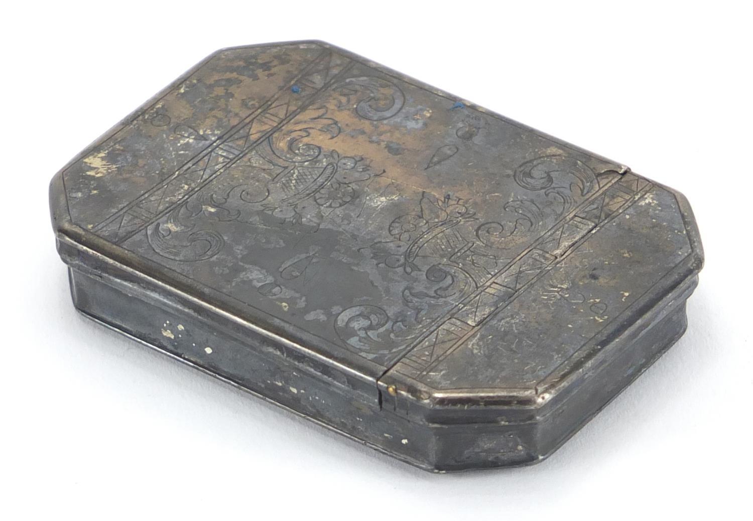 Antique Continental silver snuff box, the hinged lid with engraved decoration, indistinct