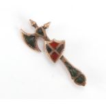 Scottish unmarked gold and hardstone axe and shield brooch, 5cm in length, approximate weight 3.