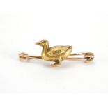Unmarked gold duck bar brooch, 3.7cm in length, approximate weight 2.6g :For Further Condition