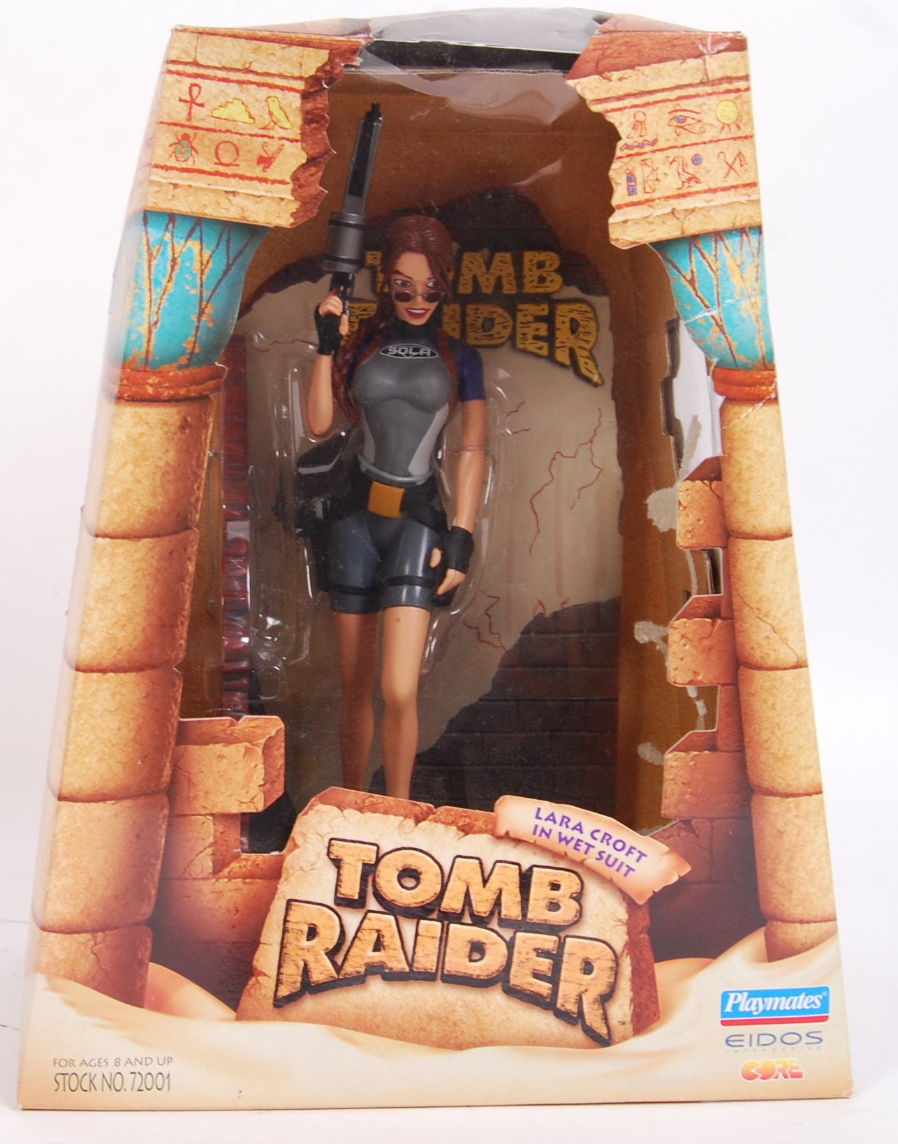 LARA CROFT TOMB RAIDER