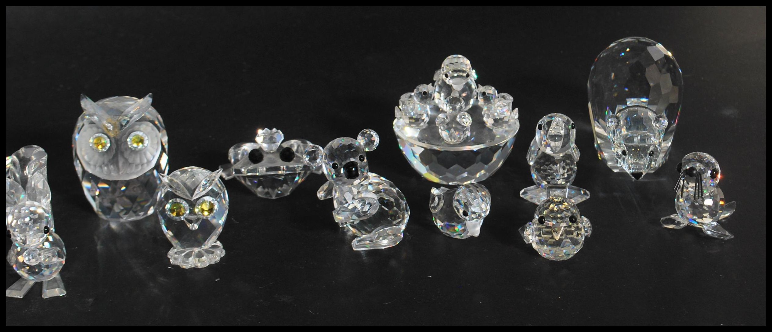 A good extensive collection of Swarovski crystals to include polar bear, mice, butterflies, frogs, - Image 12 of 12