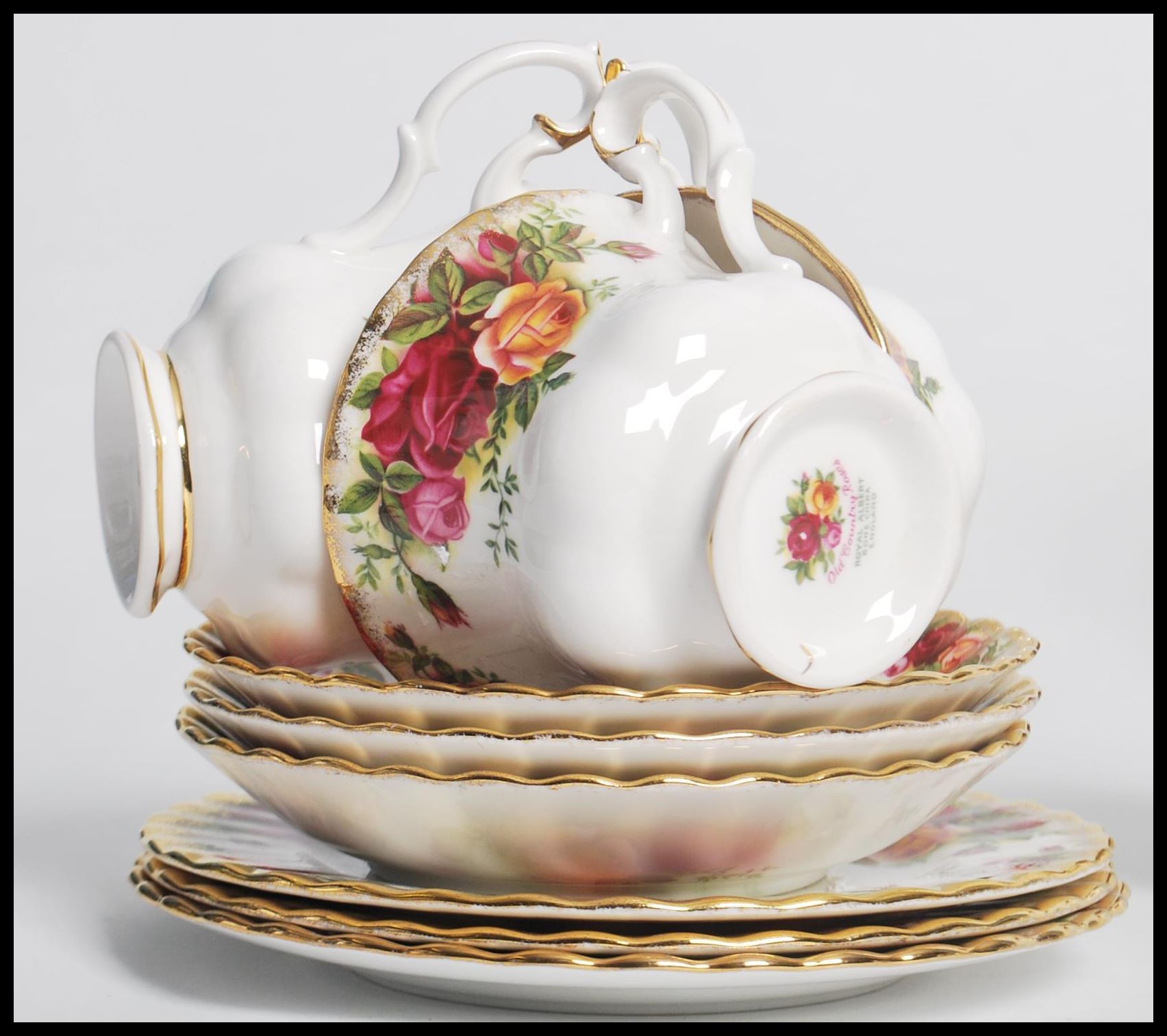 A vintage 20th century Royal Albert Old Country Ro - Image 6 of 8