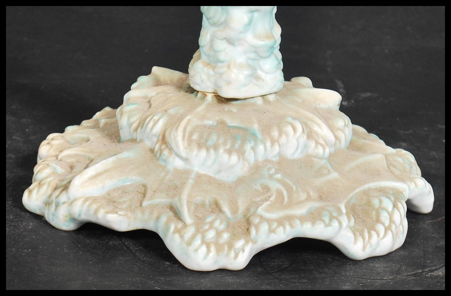 A 19th century Ernst Bohne & Söhne grotesque dragon porcelain centrepiece vase. The inverted - Image 13 of 17