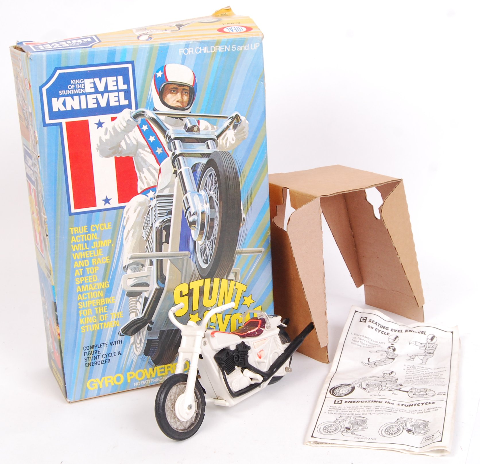 VINTAGE EVEL KNIEVEL STUNT CYCLE PLAYSET AND BOX - Image 2 of 3