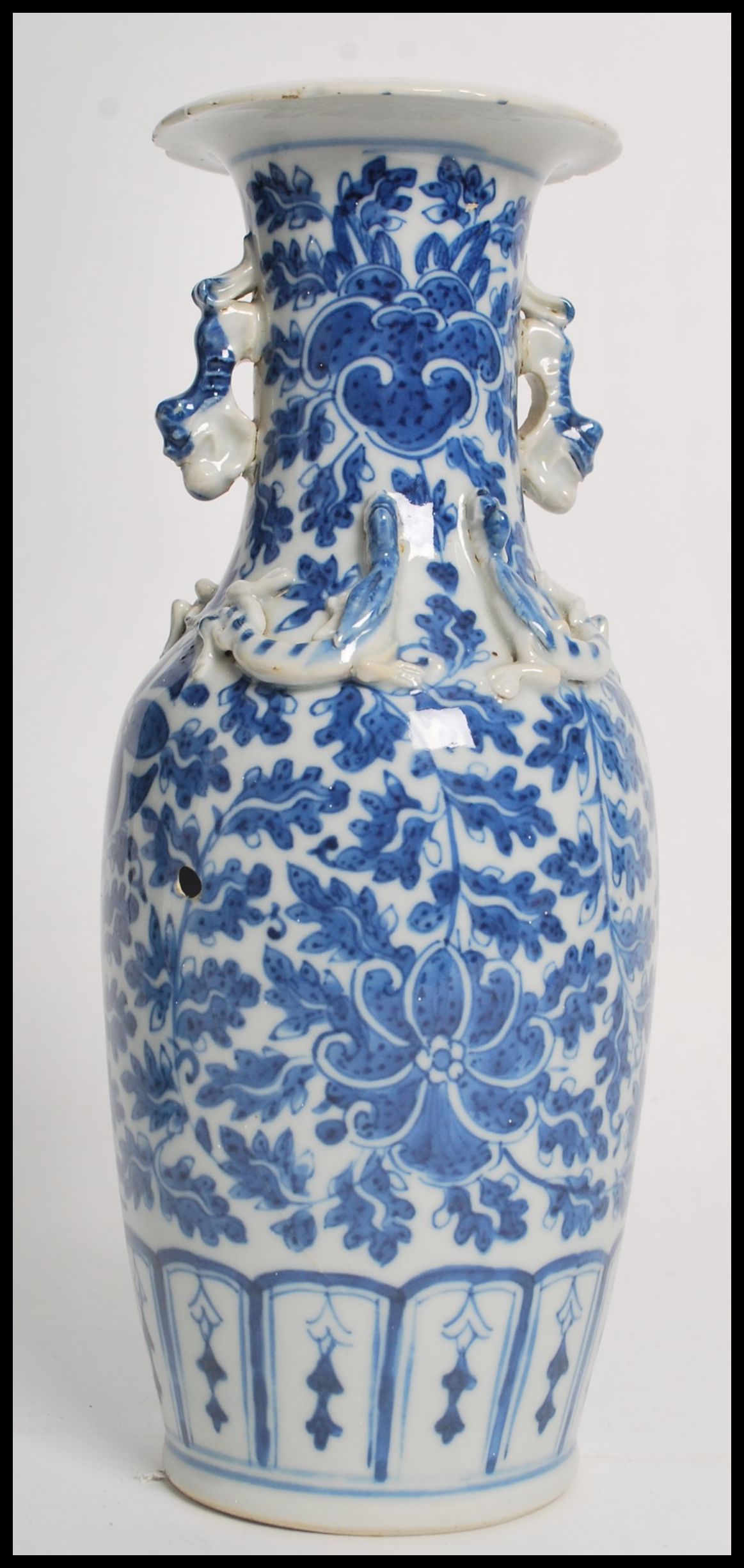 A 19th century Chinese ceramic vase having twin dr - Image 3 of 7