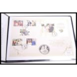 The Royal Mint The Duke and Duchess of Cambridge 5th Wedding Anniversary £5 Silver Proof Coin