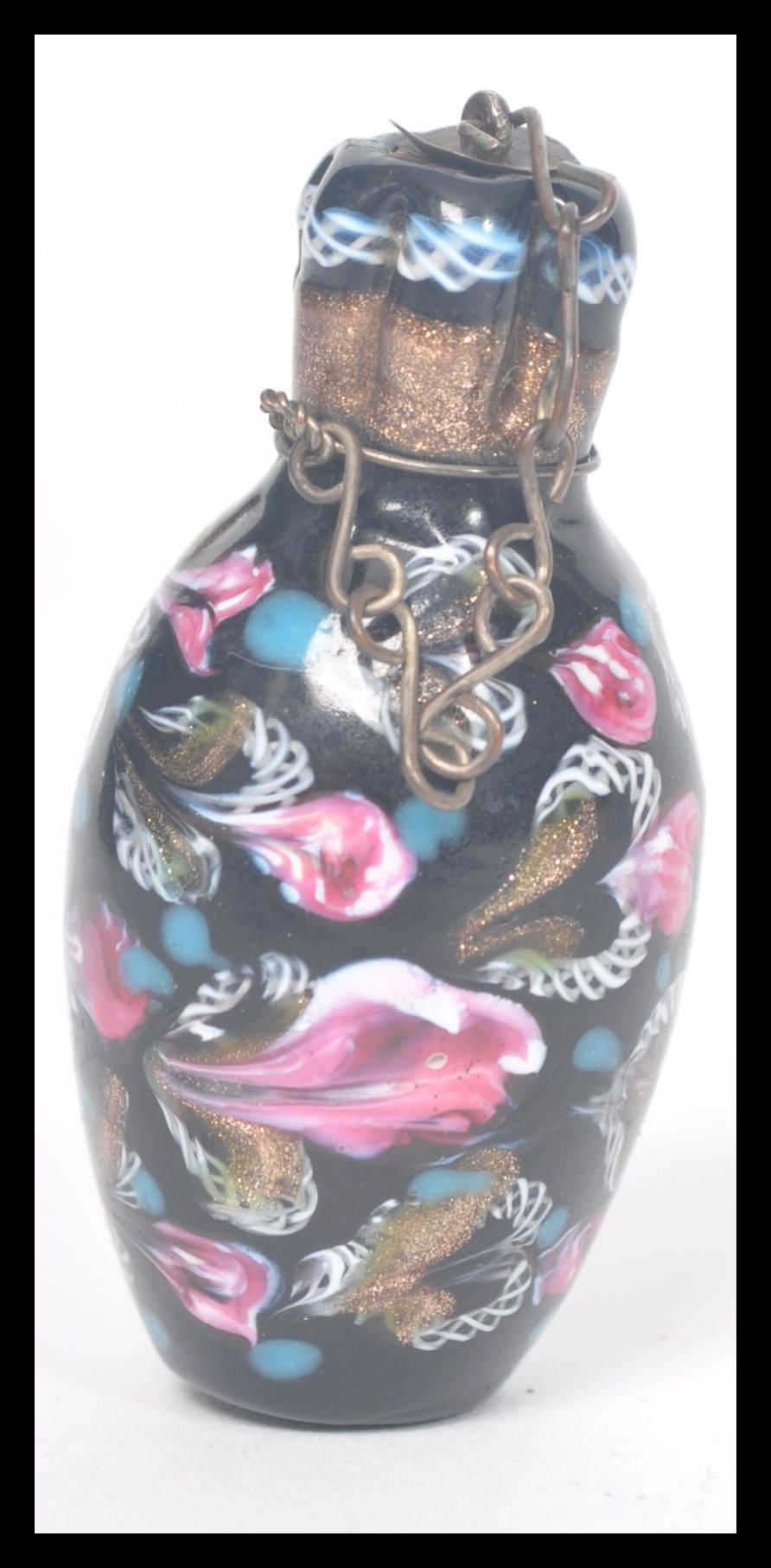 19th Century Venetian Coloured Glass Scent Bottle possibly Murano having gilt aventurine flex on a - Image 4 of 7