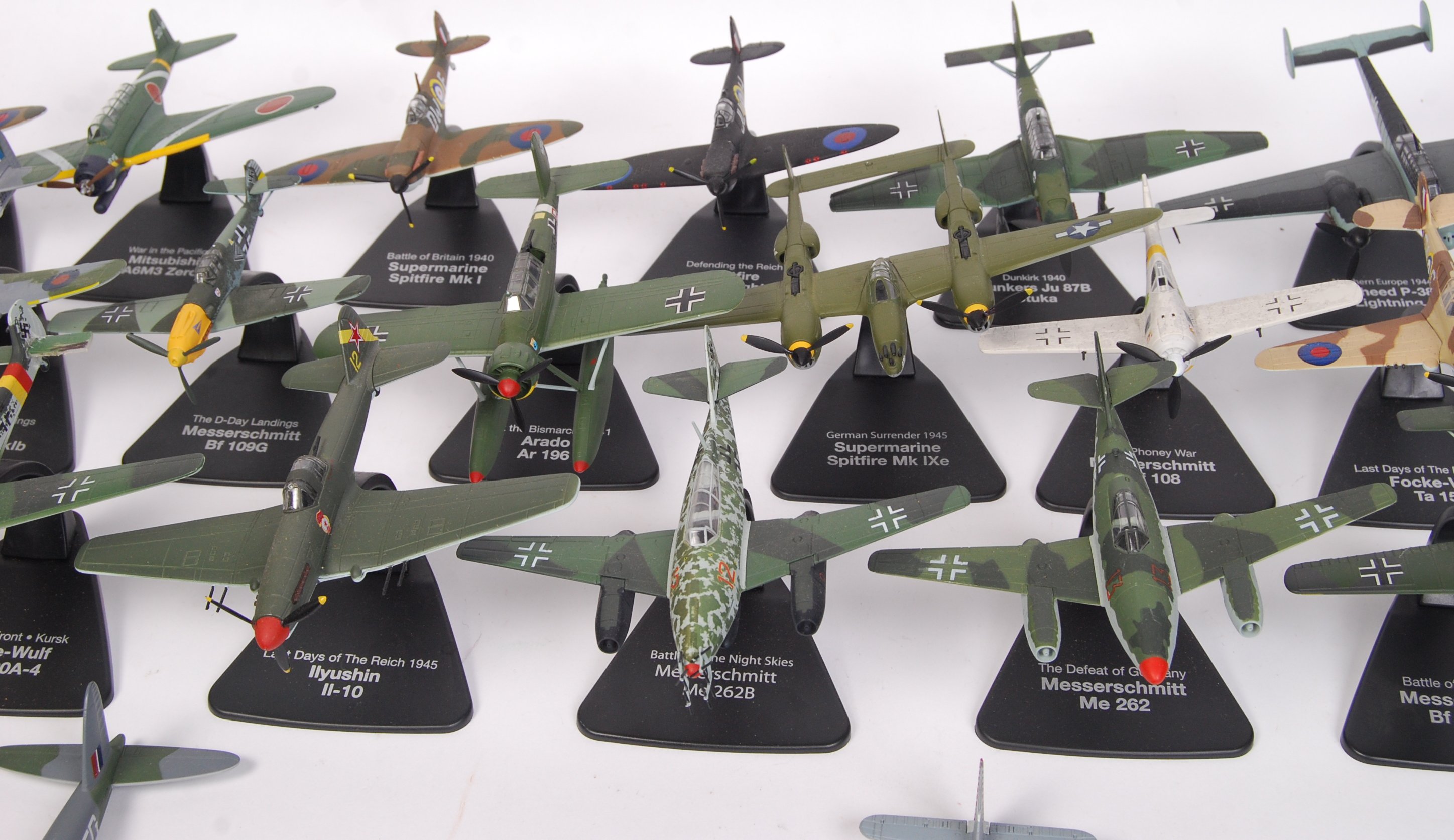 ATLAS EDITION DIECAST MODEL FIGHTER PLANES - Image 3 of 4