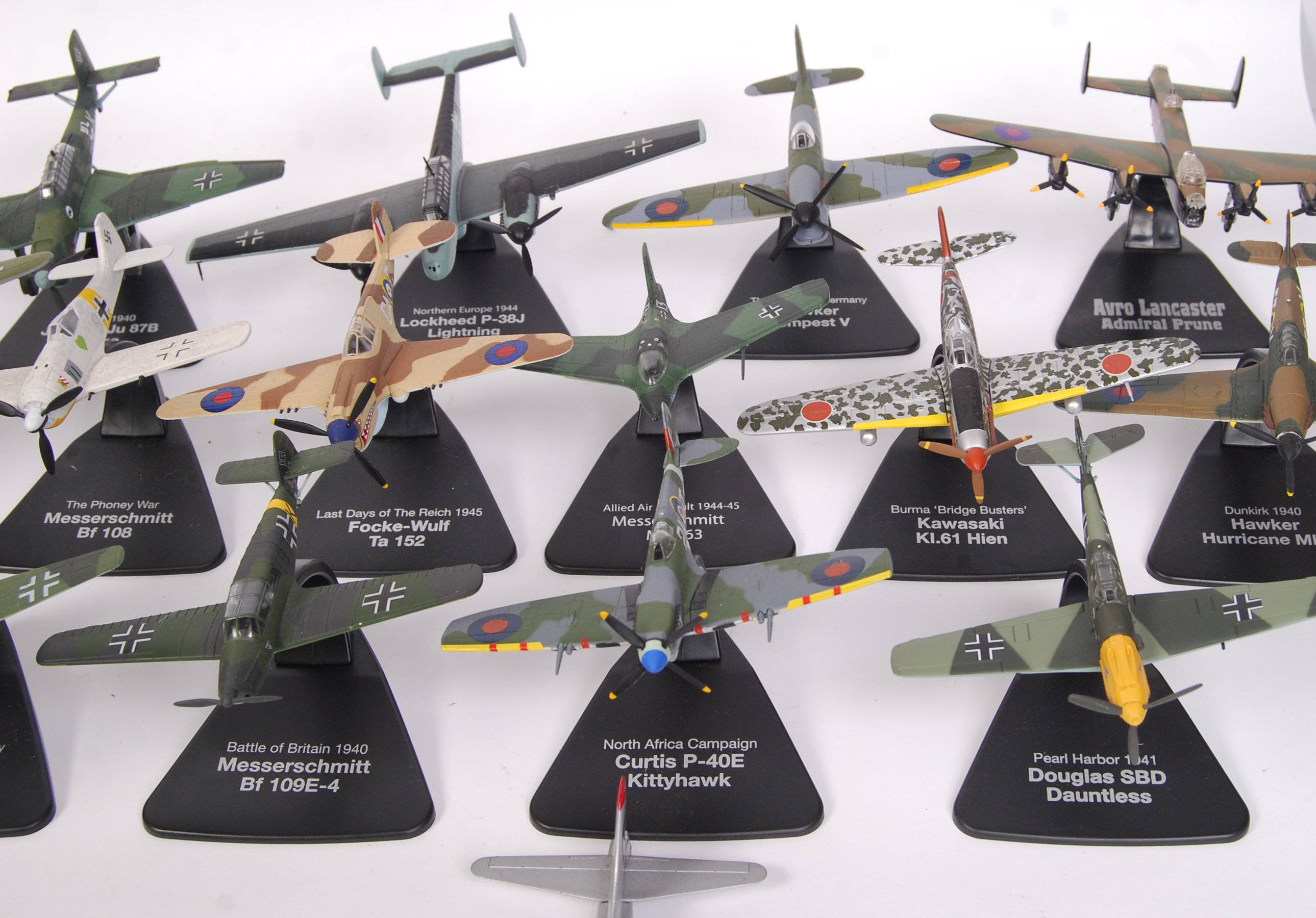 ATLAS EDITION DIECAST MODEL FIGHTER PLANES - Image 4 of 4