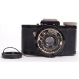 ANTIQUE RARE LUMIERE LYPAR ELJY MINIATURE SPY CAMERA