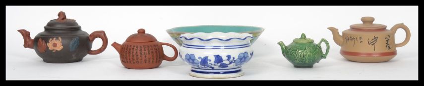 A collection of 20th century Oriental ceramic Yi X