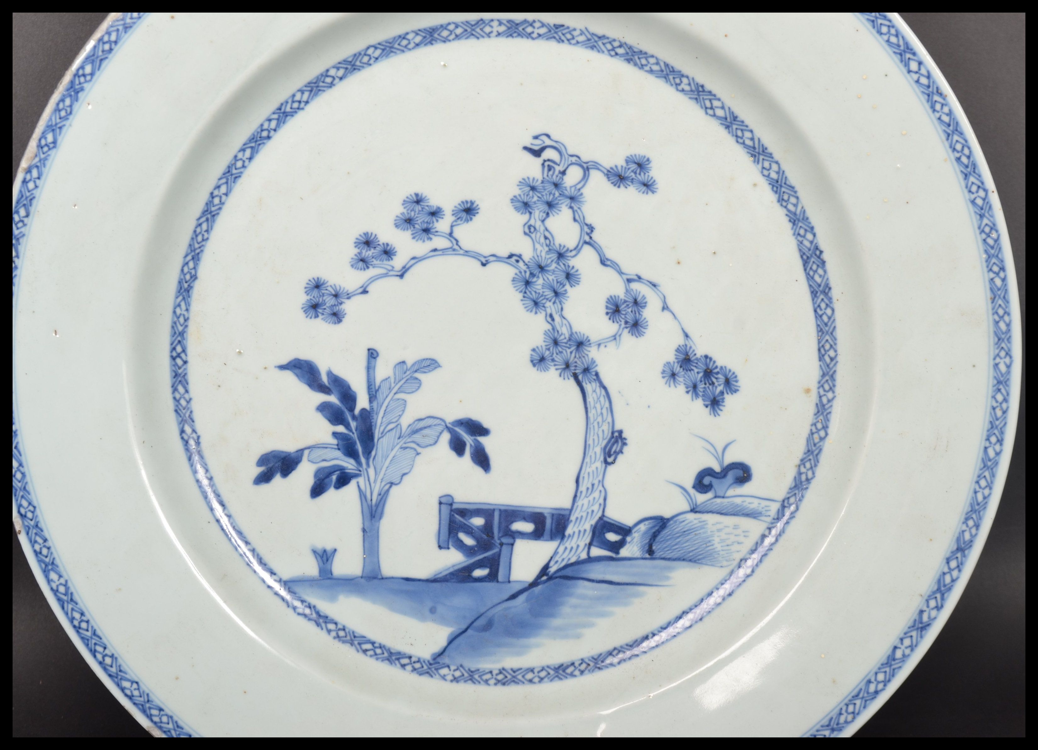 An 18th century Chinese Qing Long blue and white l - Image 2 of 7