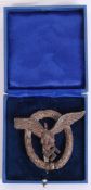 WWII GERMAN LUFTWAFFE CASED MEDAL / BADGE