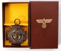 GERMAN WWII NSDAP 10 YEARS SERVICE MEDAL