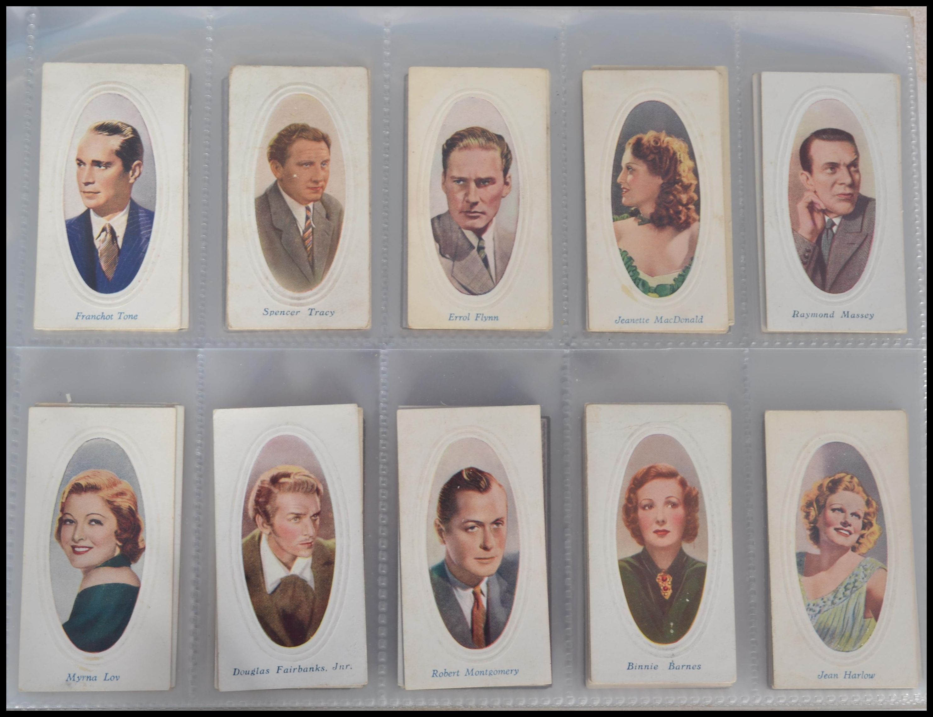 Cigarette Cards: An album of assorted vintage cigarette cards From a large private collection, - Image 4 of 5