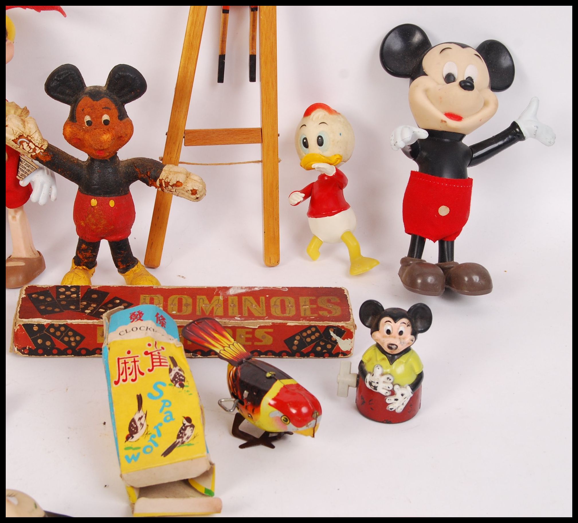 ASSORTED VINTAGE DISNEY & OTHER TOYS - Image 3 of 6