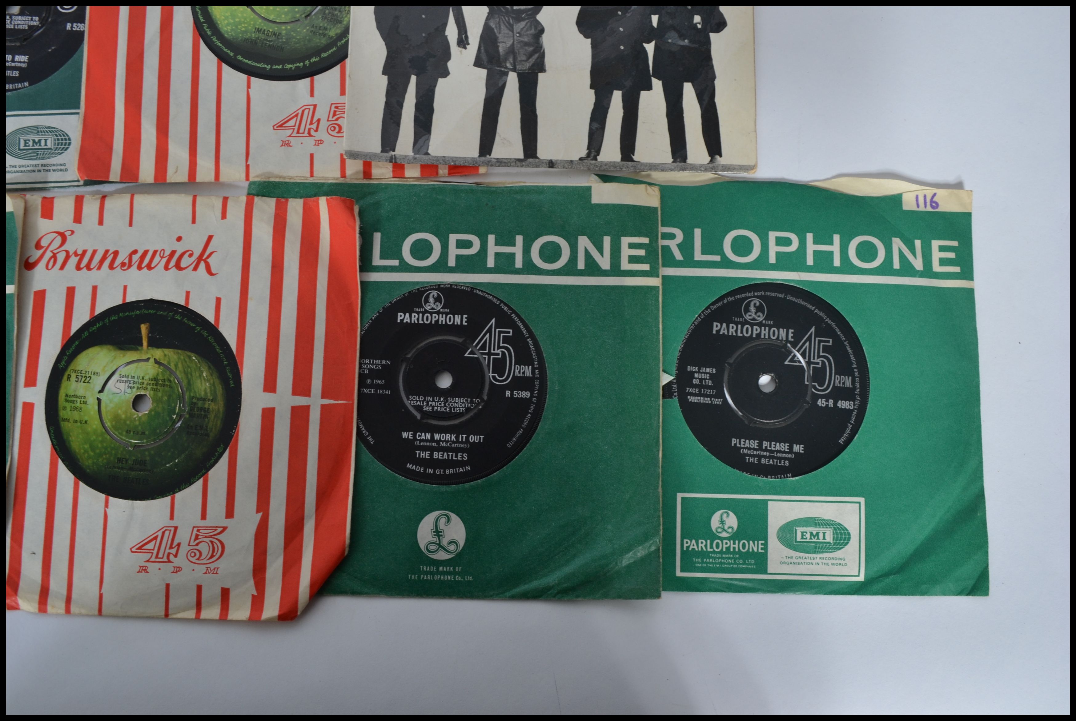 The Beatles A collection of vinyl long play LP records together with a selection of 7" 45rpm vinyl - Image 9 of 9