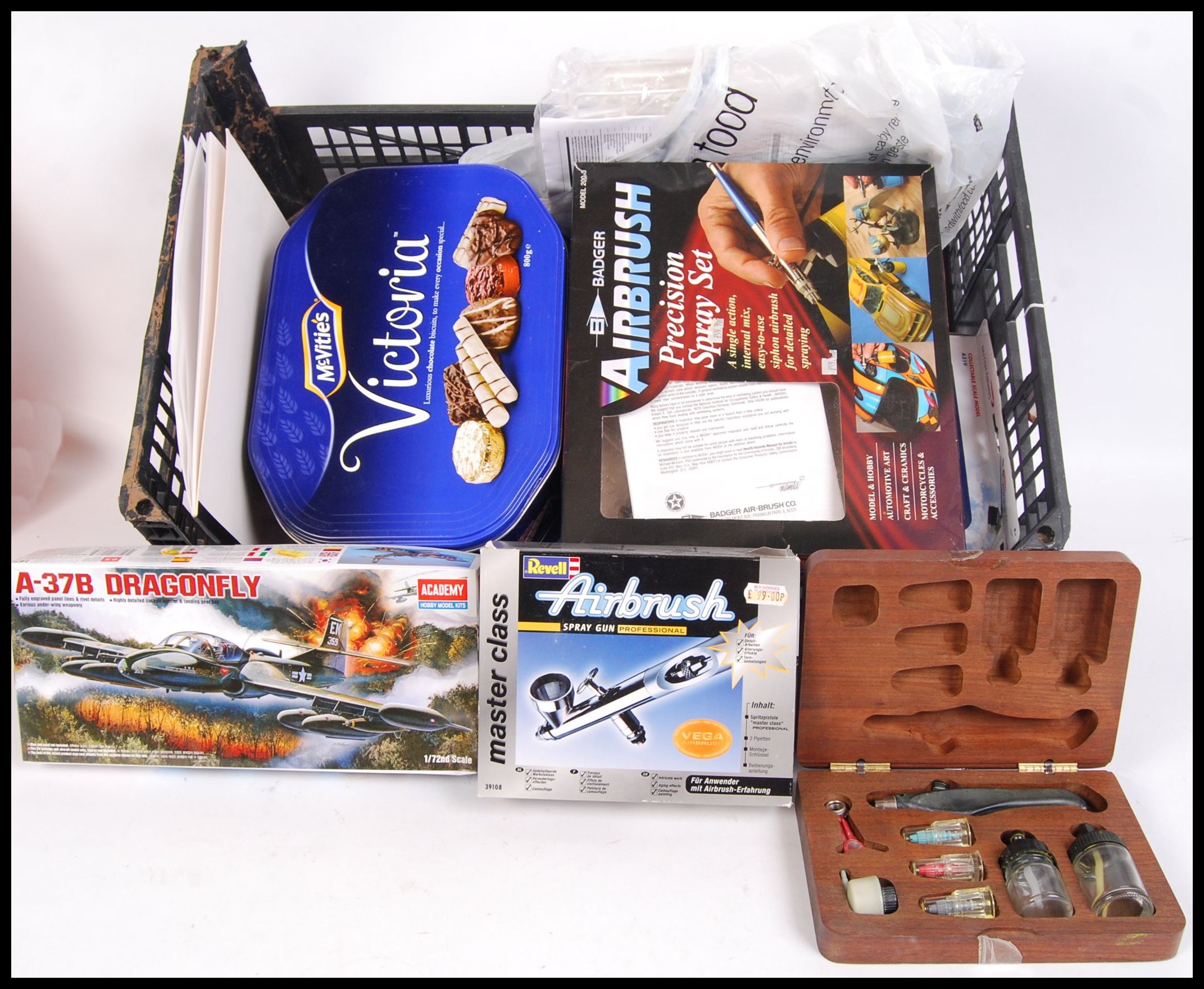 AEROPLANE MODEL KITS SPARES & AIRBRUSH SETS