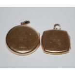 Two hallmarked 9ct gold locket pendants. Hallmarked Birmingham, Edinburgh. Measures 2.5cms , 2cms.