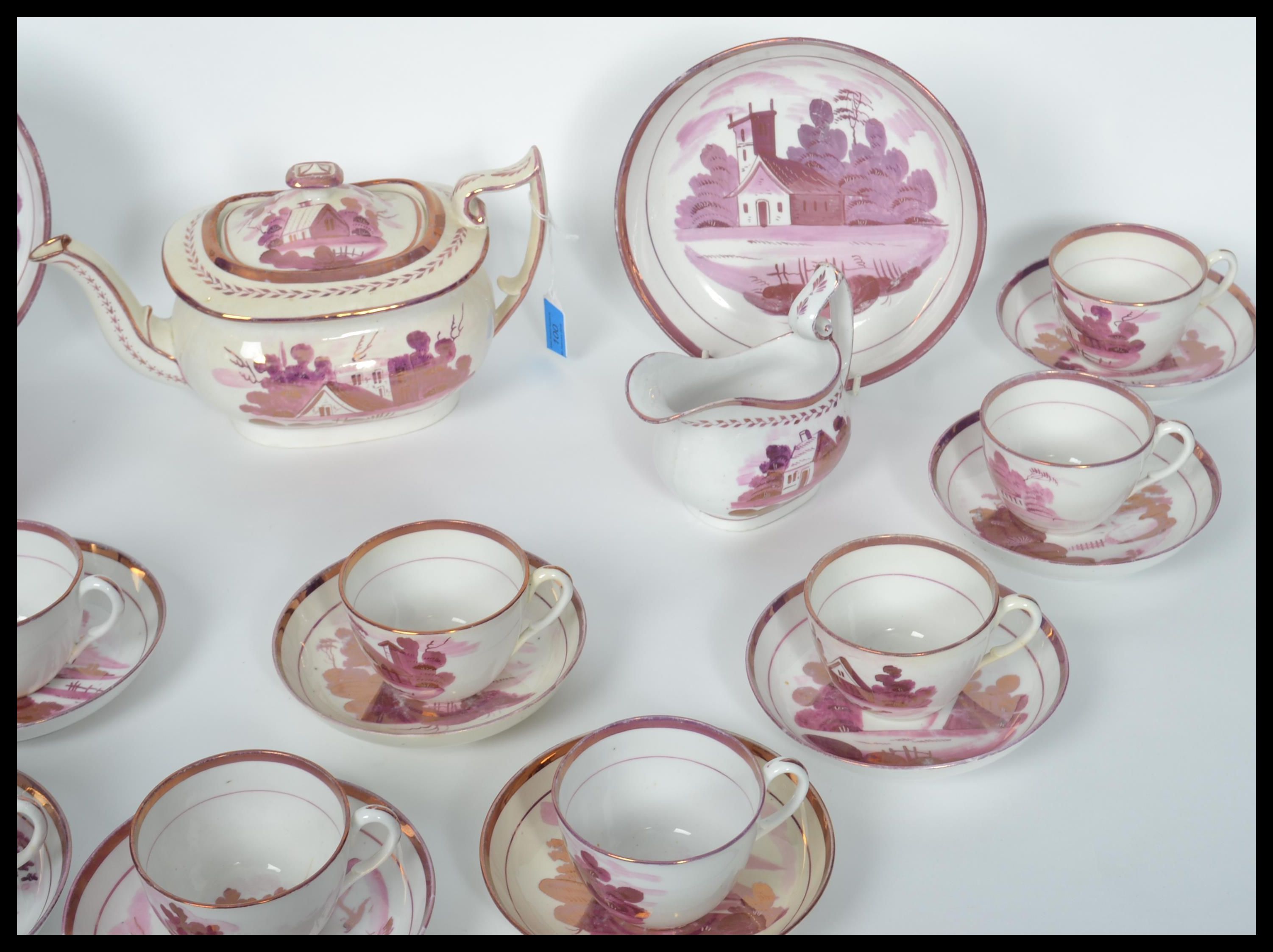 An early 19th century Staffordshire 12 person pear - Image 6 of 12
