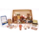 ANTIQUE & VINTAGE DOLLS HOUSE ACCESSORIES