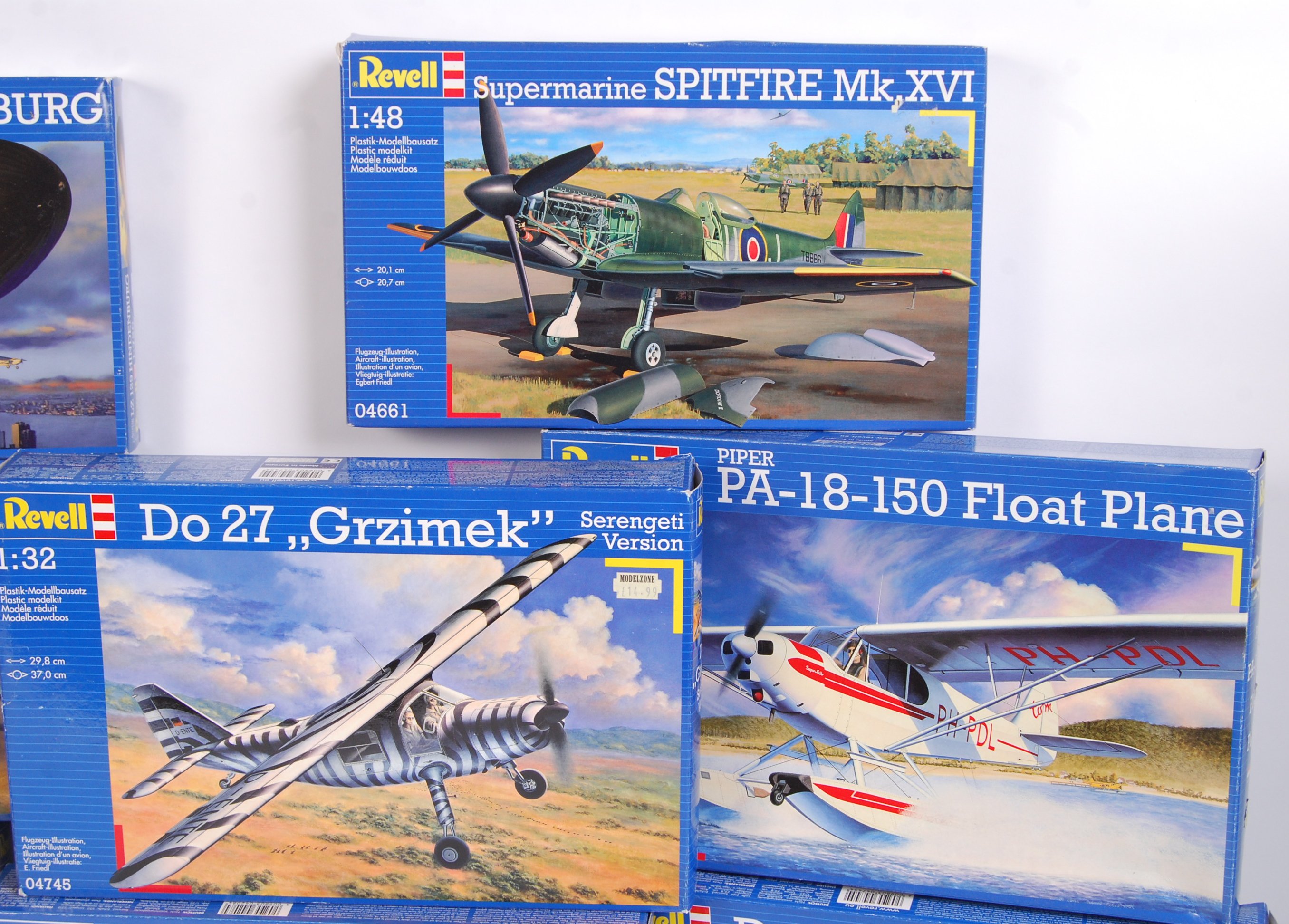 ASSORTED REVELL AIRCRAFT PLASTIC MODEL KITS - Image 3 of 4