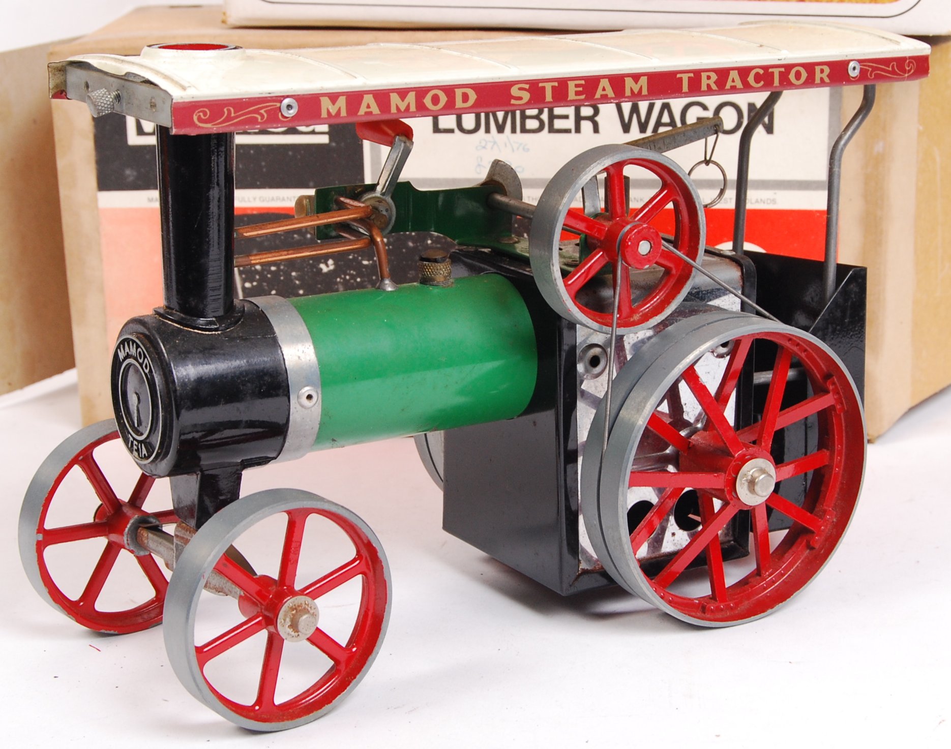 MAMOD LIVE STEAM TRACTION ENGINE AND LUMBER WAGON - Image 2 of 4