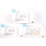 COLLECTION OF NINTENDO WII GAMING / GAMES CONSOLES