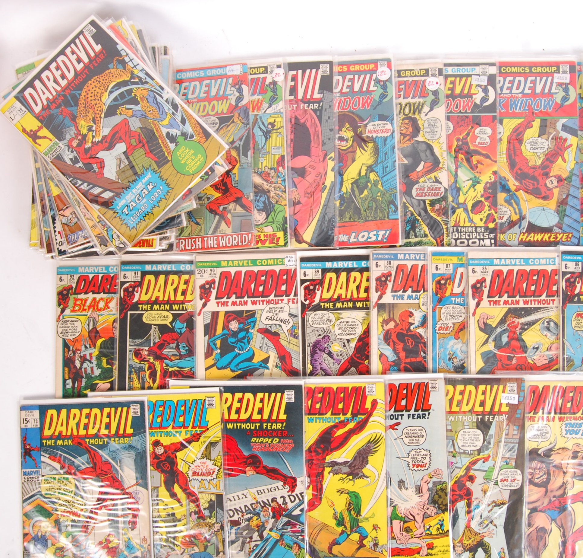 COMPLETE RUN OF VINTAGE MARVEL COMICS ' DAREDEVIL ' COMIC BOOKS - Image 3 of 4