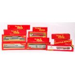 ASSORTED TRIANG HORNBY 00 GAUGE RAILWAY TRAINSET ROLLING STOCK