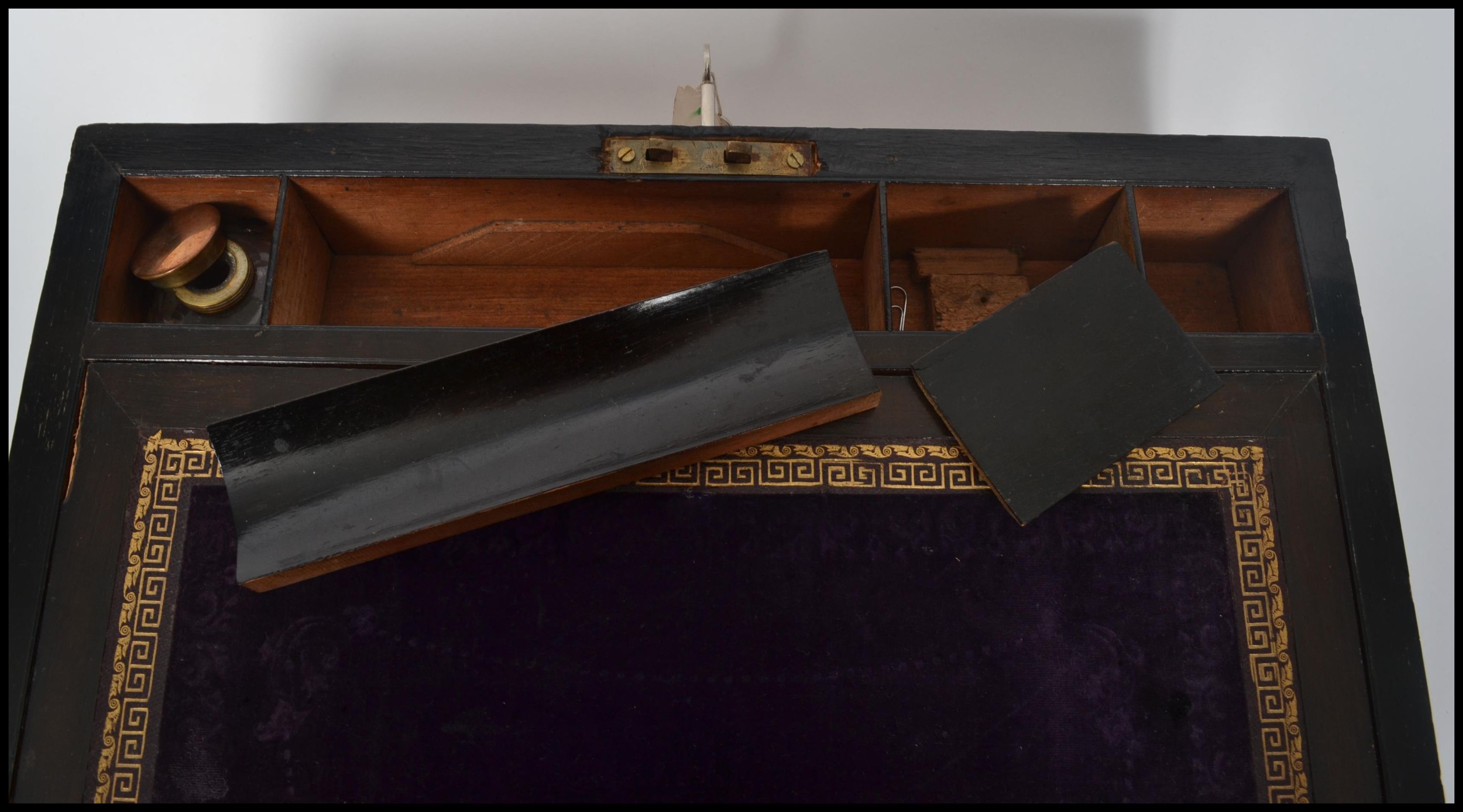 A 19th century walnut tunbridge inlaid dome top writing box. The inlaid tunbridge marquetry - Image 5 of 13