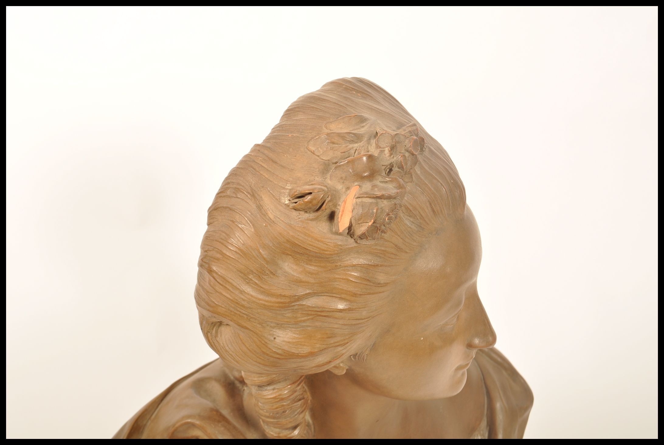 A believed early 19th century large terracotta bust study of a maiden in the manner of Augustin - Image 6 of 8