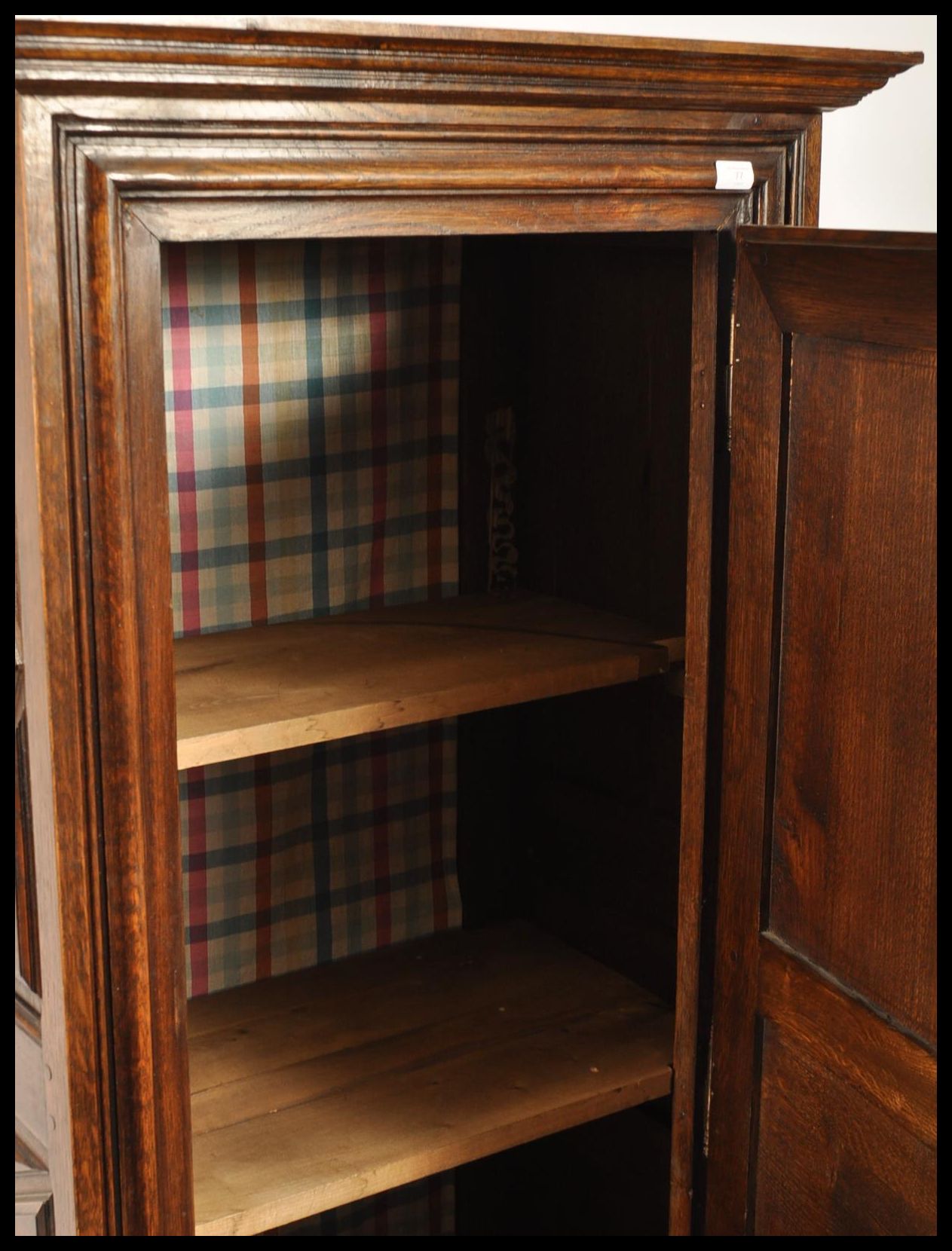 A 19th century country oak French Bonnetiere hall cupboard / armoire linen press. The upright sentry - Image 10 of 10