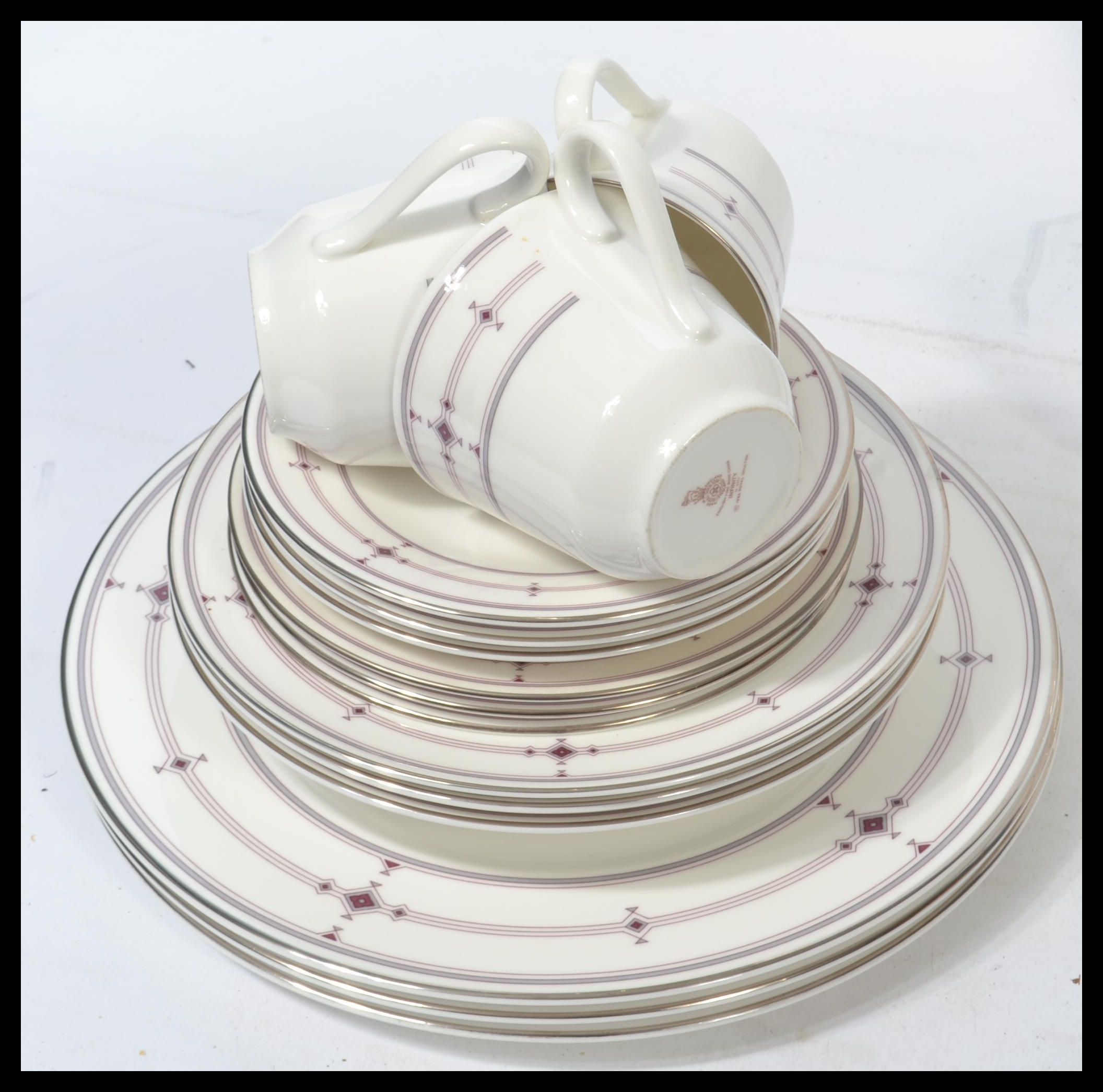 A Royal Doulton tea and dinner service in the Infi - Image 5 of 6