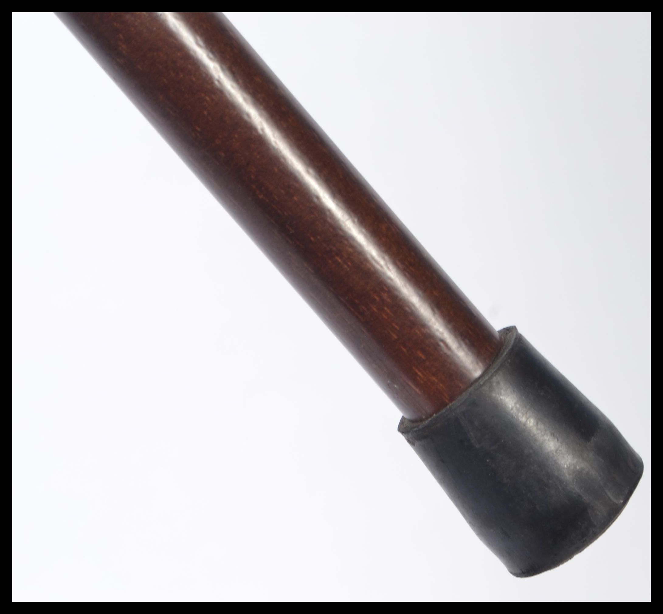 A vintage 20th century walking stick cane having a - Image 6 of 6