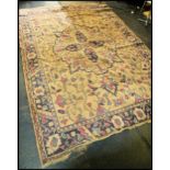 A large 20th century Oriental Persian carpet rug h