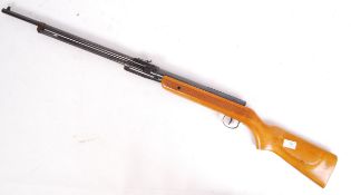 VINTAGE HUNGARIAN MADE .22 CALIBIRE UNDER LEVER AIR RIFLE