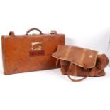 WWII RAF FLIGHT LIEUTENANT LEATHER BAG & SUITCASE