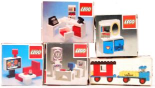 COLLECTION OF ASSORTED VINTAGE BOXED LEGO SETS