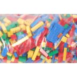 ASSORTED VINTAGE LOOSE LEGO