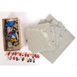 ASSORTED VINTAGE LEGO SPACE FIGURES, BASES AND PARTS