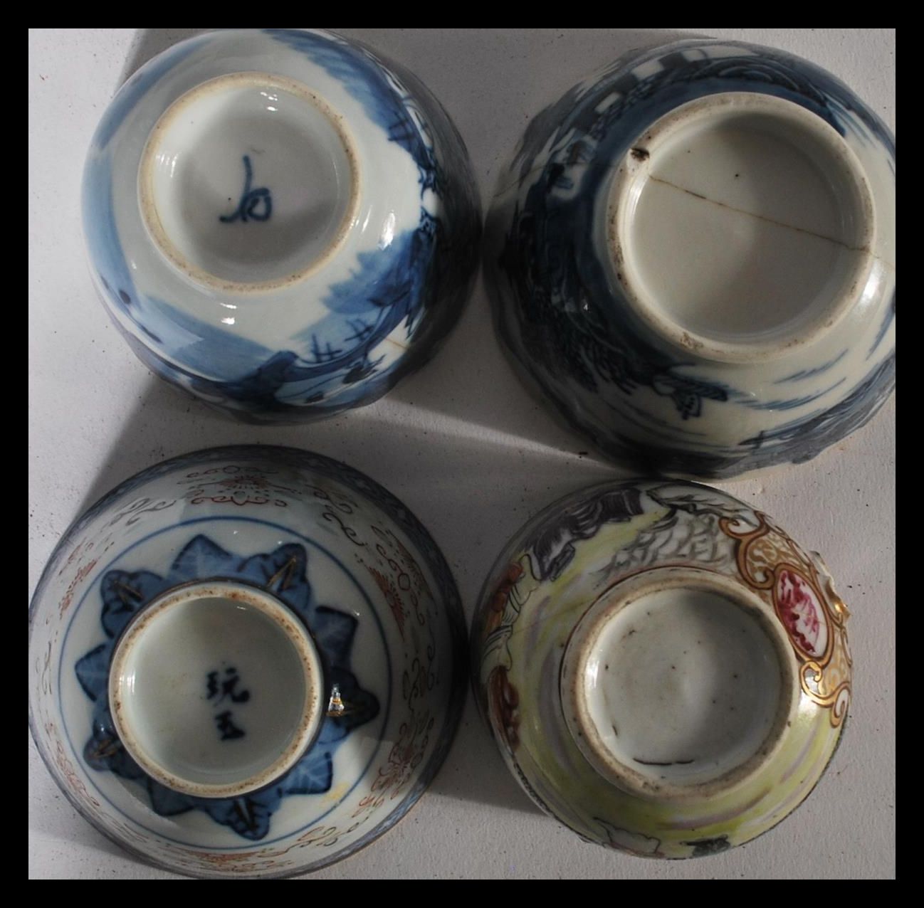 A collection of Chinese ceramics dating from the 19th century to include tea bowls , figures , bowls - Image 10 of 13