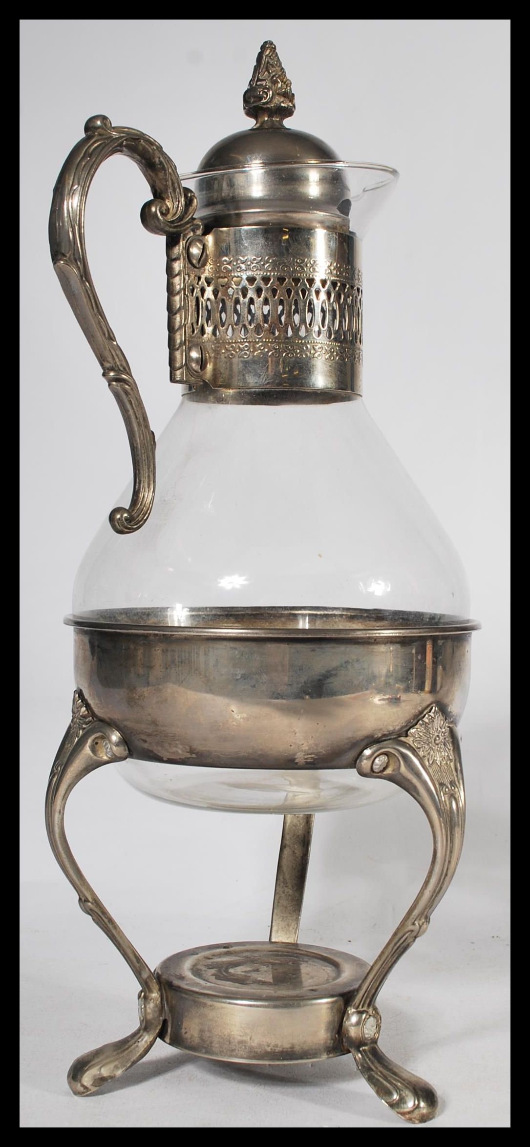 A vintage 20th Century silver plated and glass coffee carafe spirit warmer - Image 3 of 5