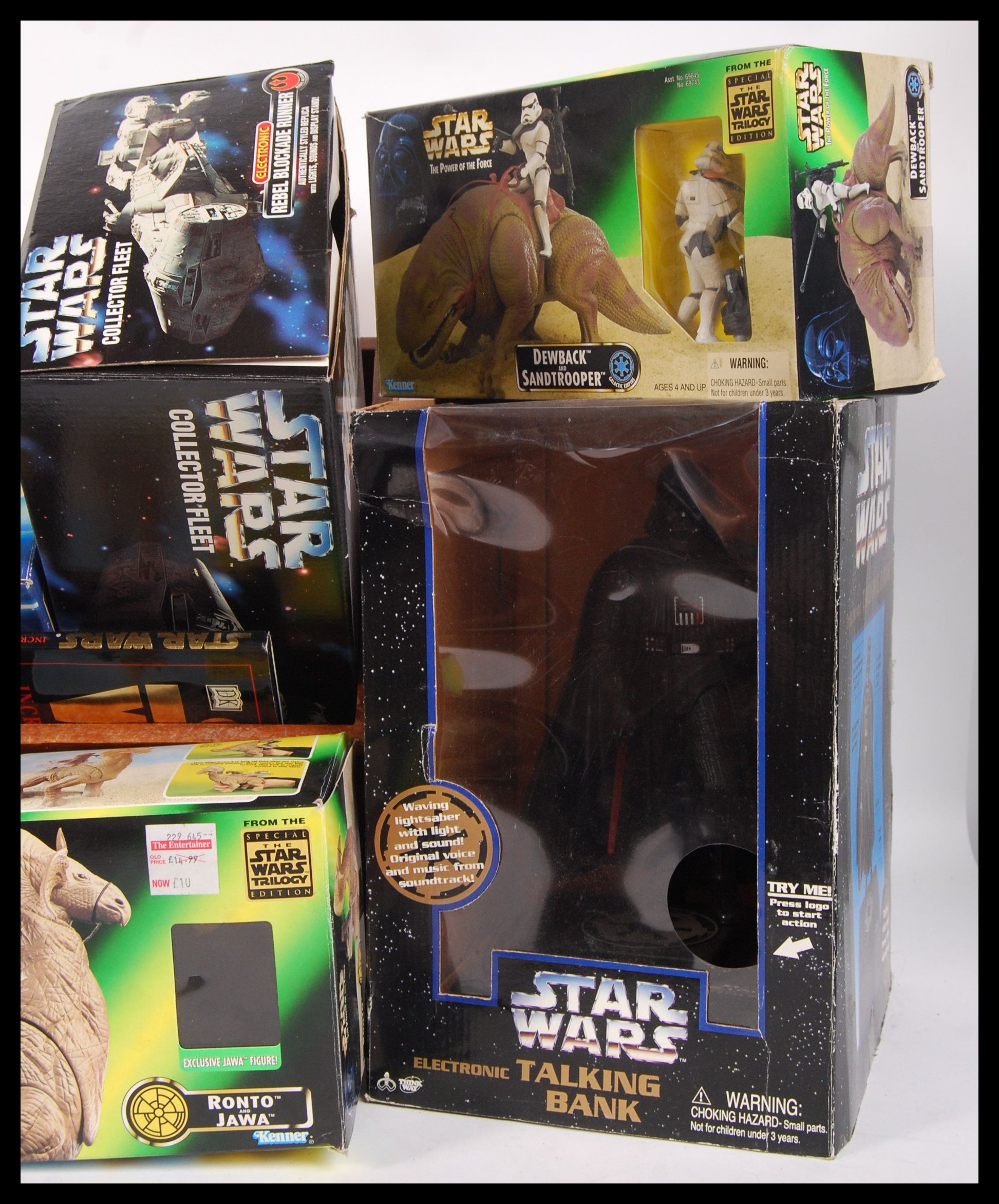STAR WARS RELATED TOYS AND MERCHANDISE - Image 3 of 4