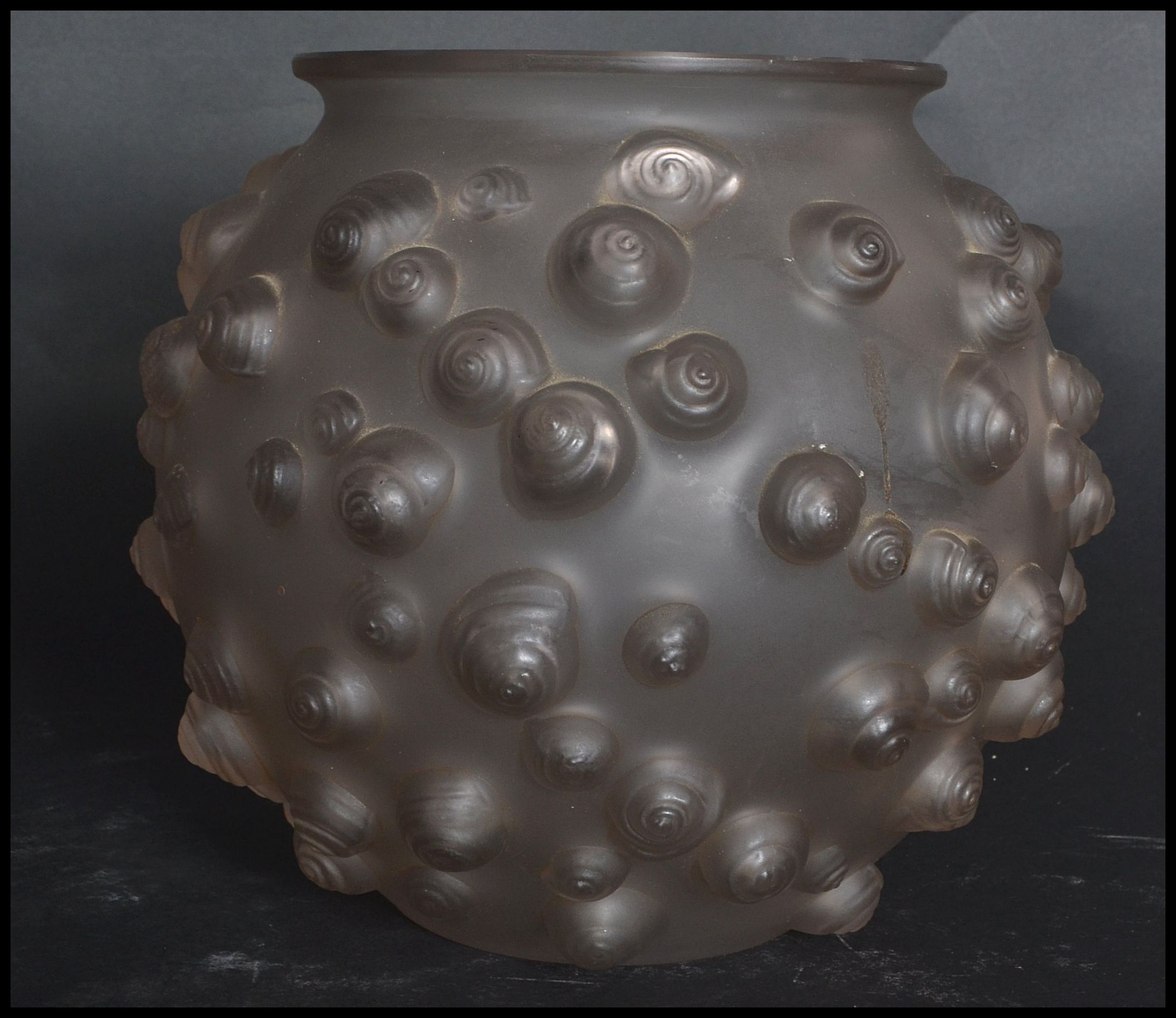 An early 20th century opaque Lalique Palissy opale - Image 3 of 8