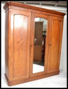 A Victorian 19th century mahogany linen press - tr